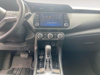 2022 Nissan Kicks SV