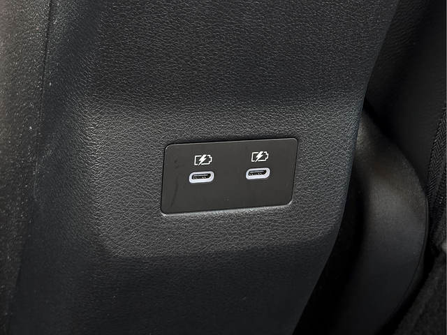 2025 Nissan Kicks SR Nissan Certified
