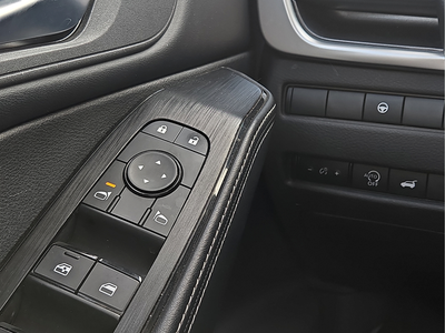 2025 Nissan Rogue SV Nissan Certified