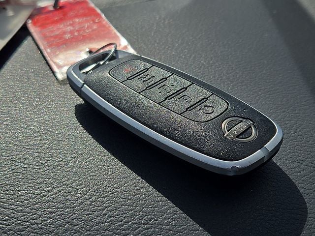 2025 Nissan Rogue SV Nissan Certified