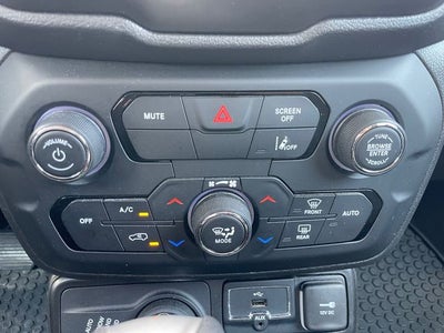 2023 Jeep Renegade Latitude