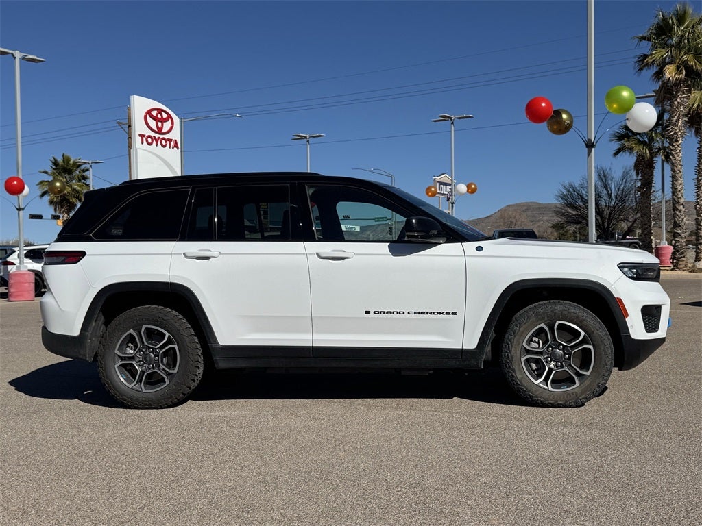 2023 Jeep Grand Cherokee Trailhawk 4xe