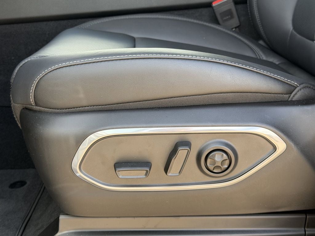 2026 Jeep Grand Wagoneer Reserve