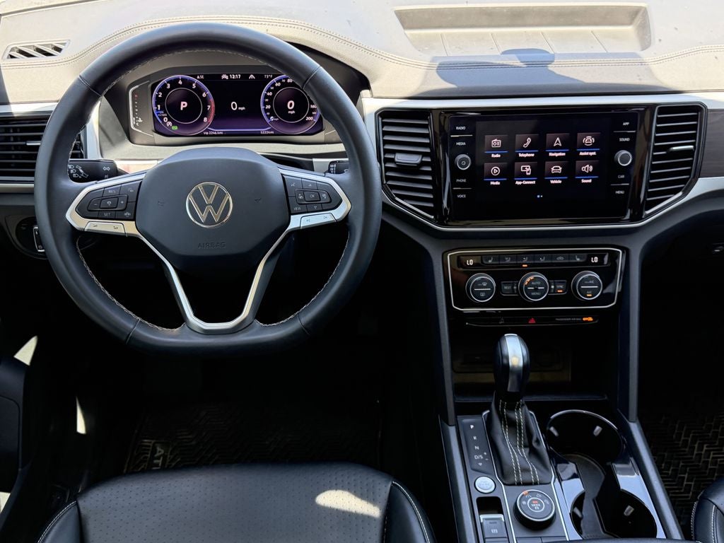 2022 Volkswagen Atlas 3.6L V6 SE w/Technology