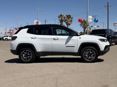 2025 Jeep Compass Trailhawk