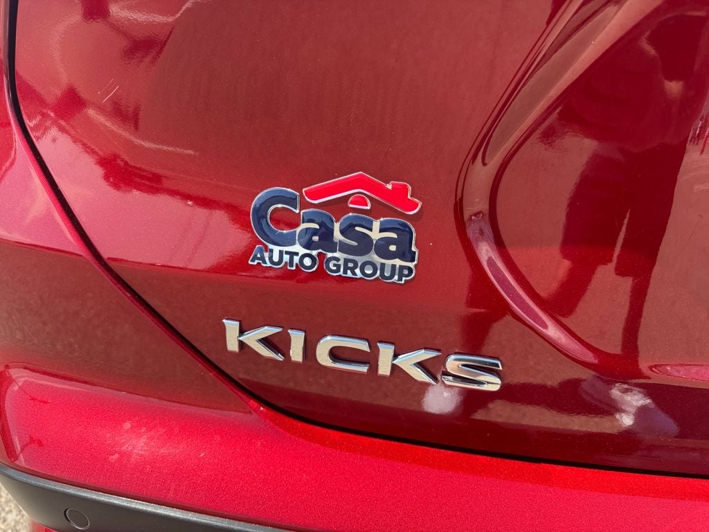 2024 Nissan Kicks SR