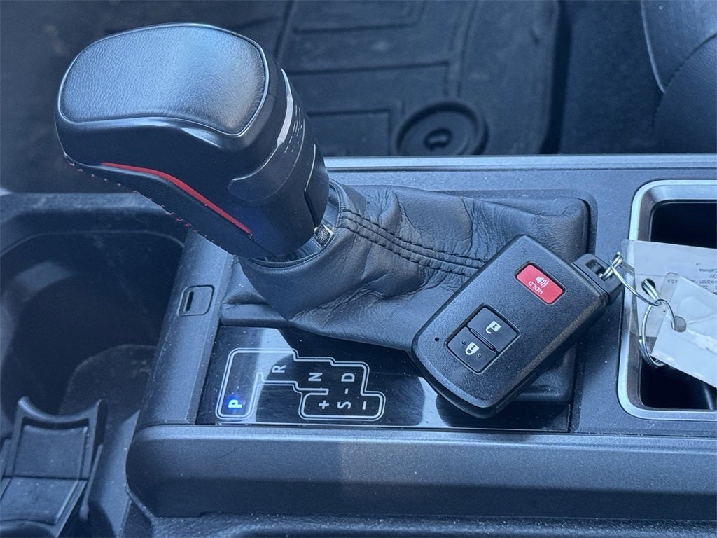 2022 Toyota Tacoma TRD Pro V6