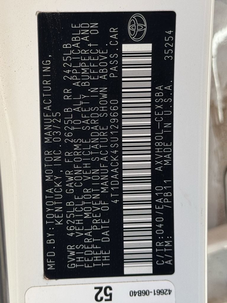 2025 Toyota Camry SE