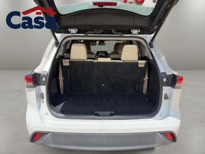 2022 Toyota Highlander Hybrid XLE