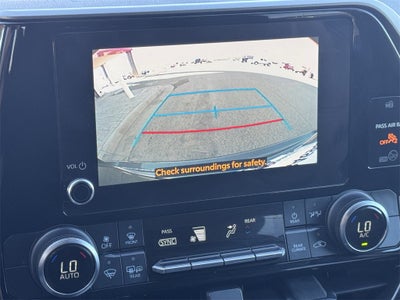 2023 Toyota Highlander LE