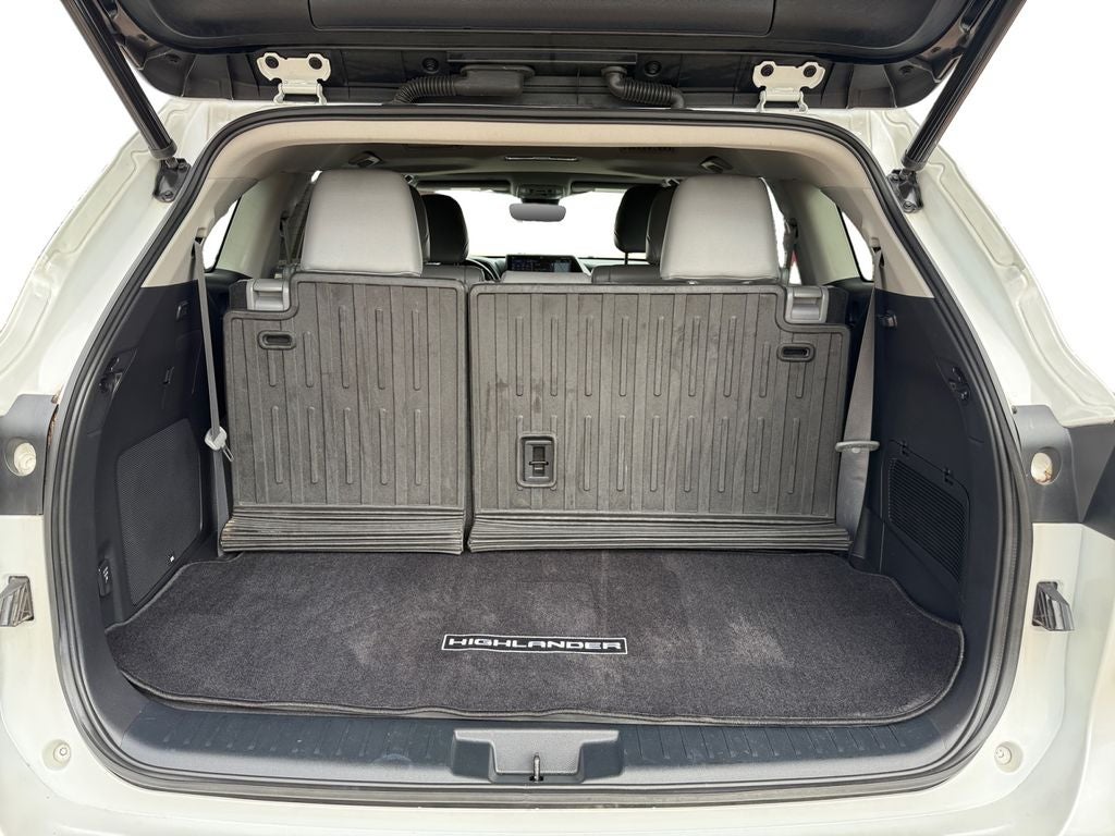 2022 Toyota Highlander Hybrid Limited