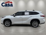 2022 Toyota Highlander Hybrid Limited