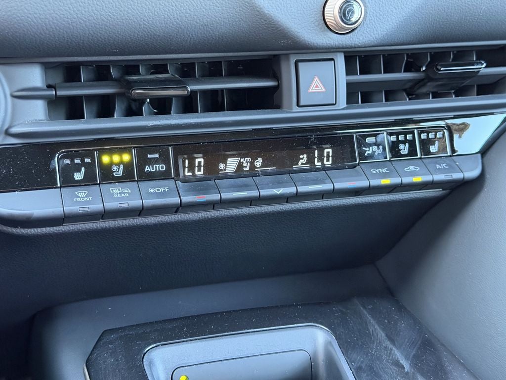 2025 Toyota Crown Signia XLE