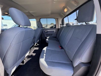 2019 RAM 1500 Classic SLT Crew Cab 4x4 6'4' Box