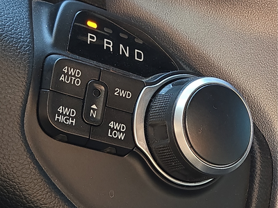 2019 RAM 1500 Big Horn/Lone Star Crew Cab 4x4 5'7' Box