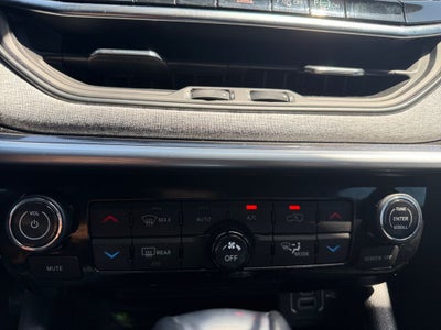 2023 Jeep Compass Latitude Lux FWD