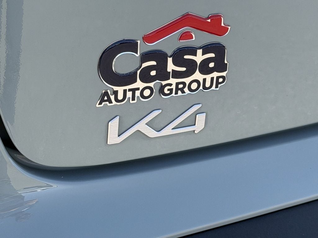 2025 Kia K4 LXS