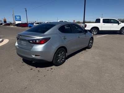 2019 Toyota Yaris LE