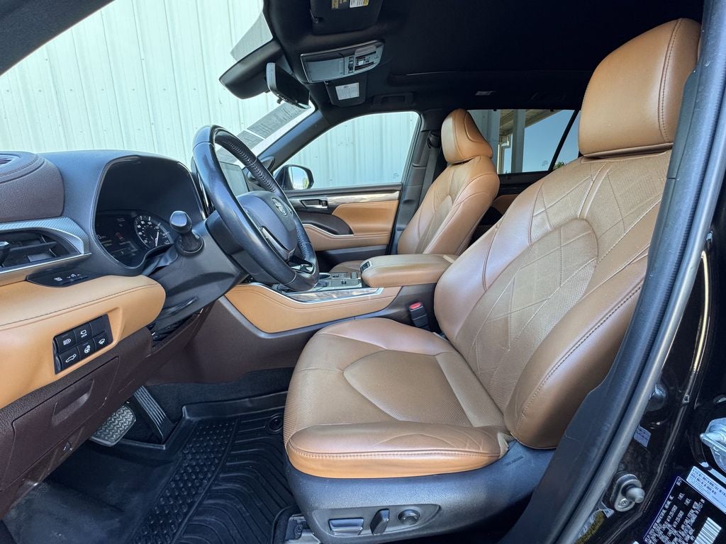 2021 Toyota Highlander Platinum