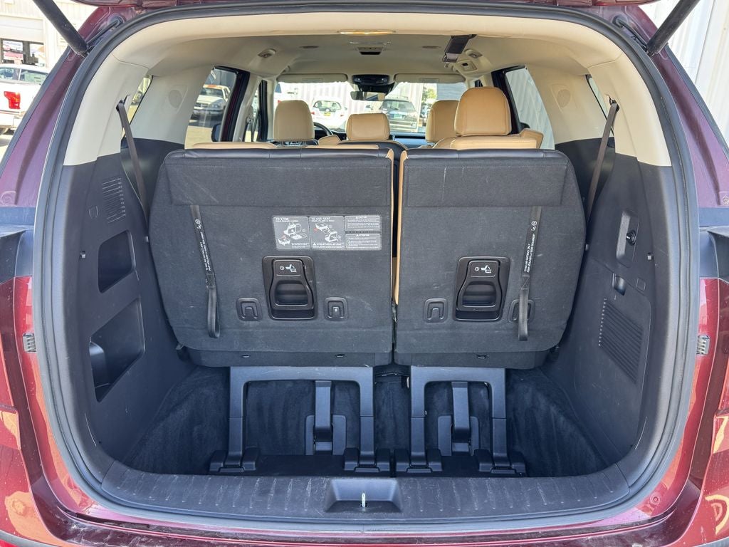 2023 Kia Carnival MPV EX