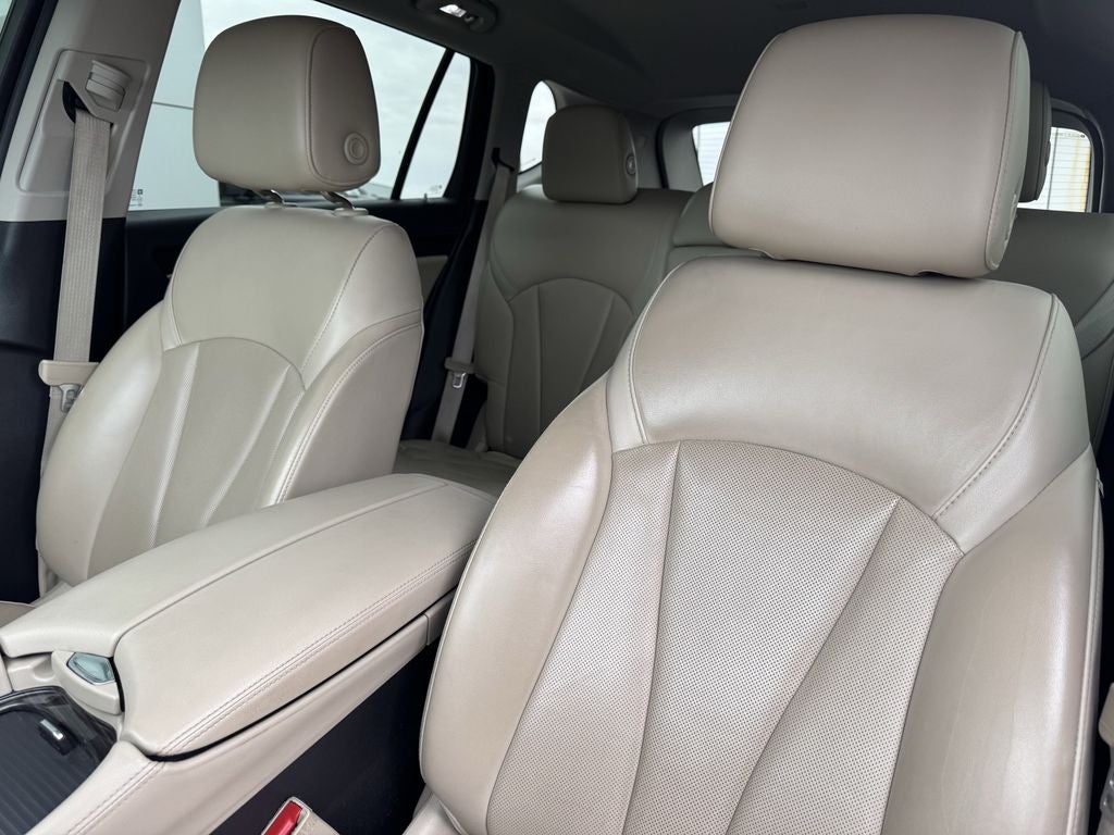 2020 Buick Envision FWD Essence