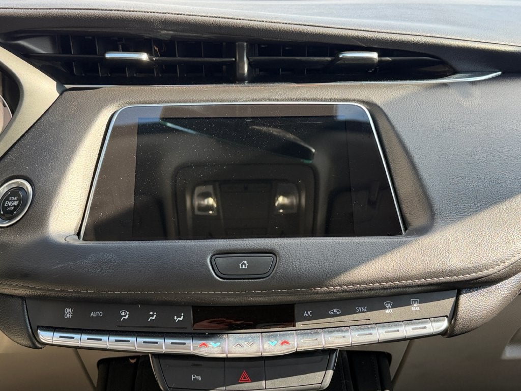 2023 Cadillac XT4 Luxury