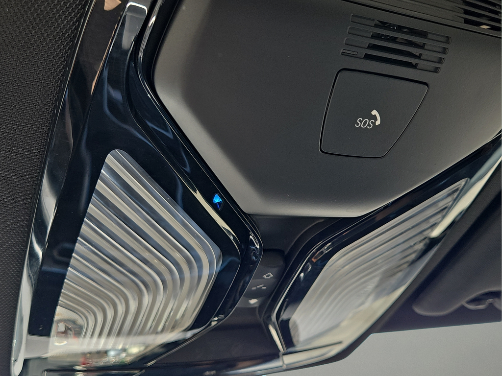 2023 BMW 3 Series 330e iPerformance