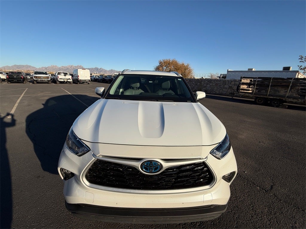 2023 Toyota Highlander Hybrid XLE