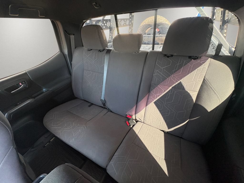 2018 Toyota Tacoma SR