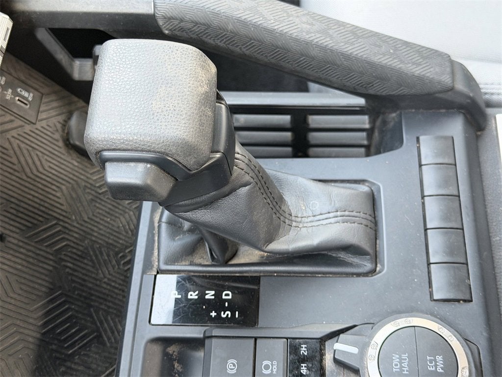 2024 Toyota Tacoma 4WD SR5