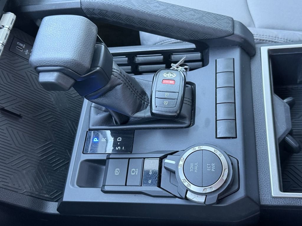 2024 Toyota Tacoma 4WD SR5